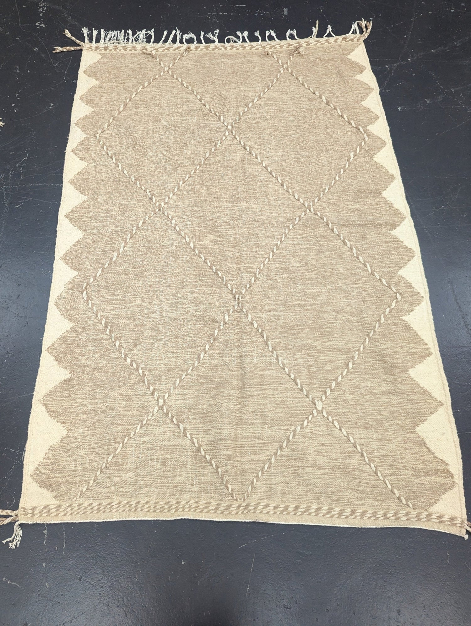 Beige Flatweave Kilim with embroidery detail